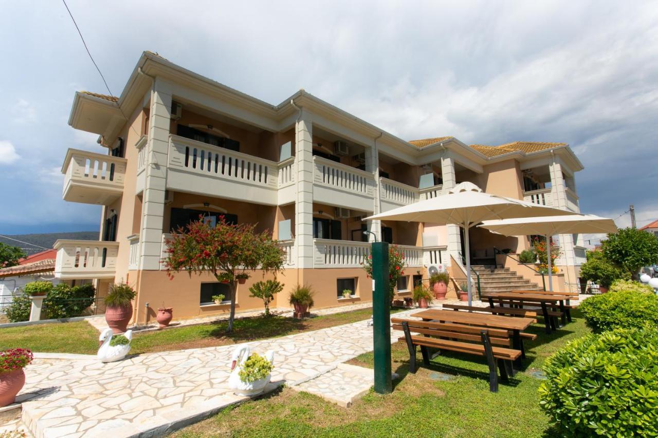 Lady Elena Hotel Ammoudia Extérieur photo