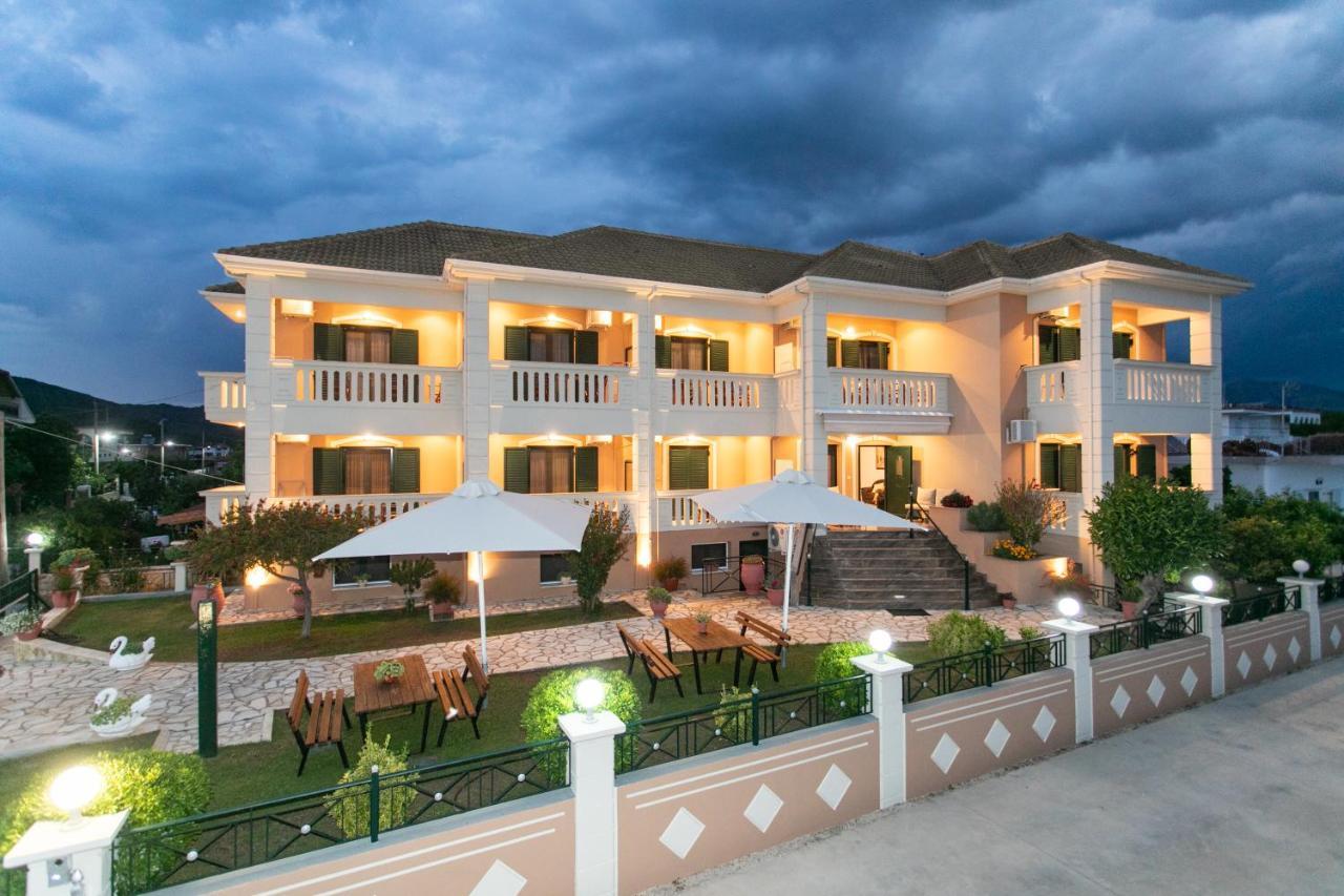 Lady Elena Hotel Ammoudia Extérieur photo