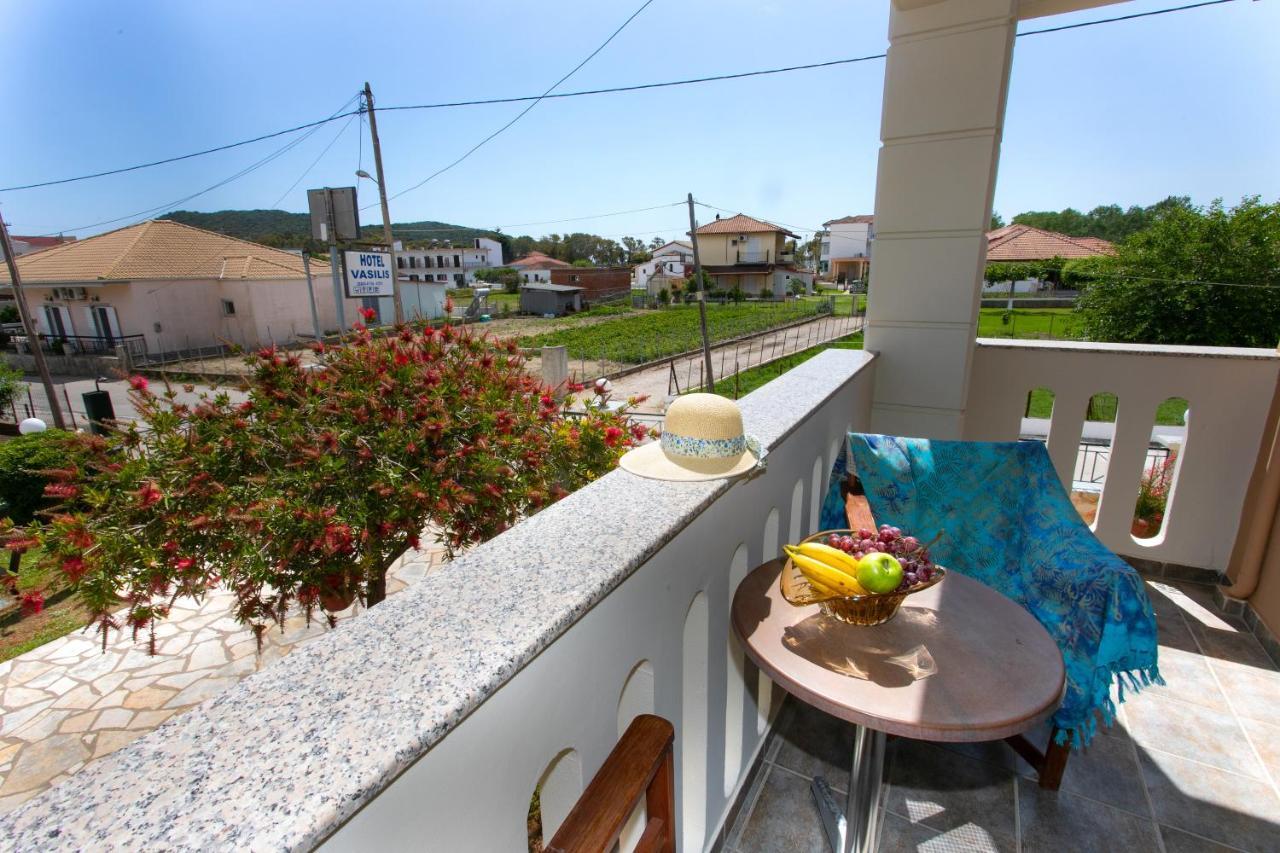 Lady Elena Hotel Ammoudia Extérieur photo