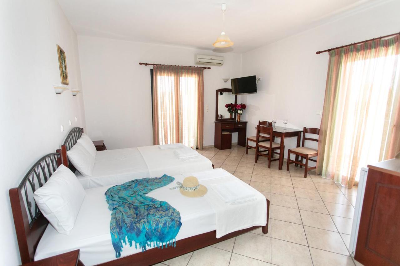 Lady Elena Hotel Ammoudia Extérieur photo