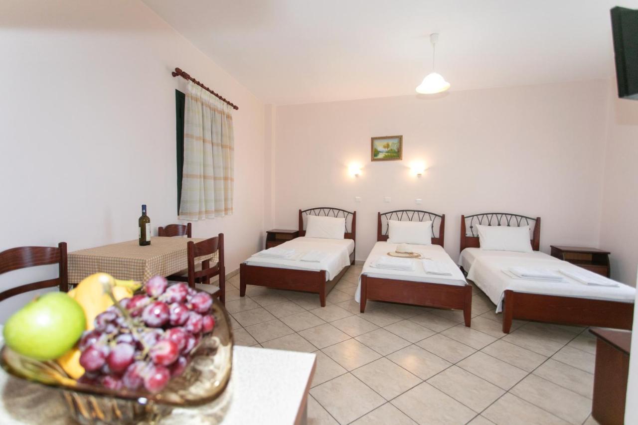 Lady Elena Hotel Ammoudia Extérieur photo